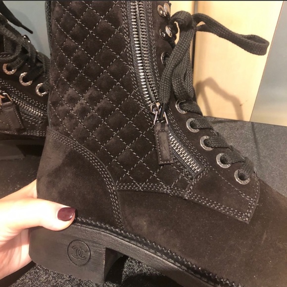 Chanel combat boots - Picture 3 of 8